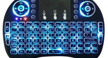 Gadget Review – i8 Backlit Wireless Mini RGB Keyboard