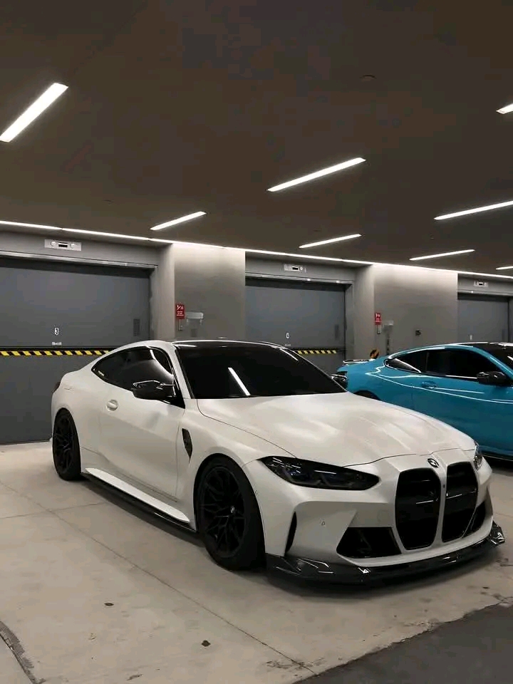 M4 🖤